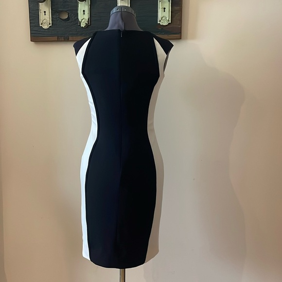 JayGodfrey Kornell Black and White Colorblock Square Neck Sheath Dress Size 4 - Picture 14 of 16